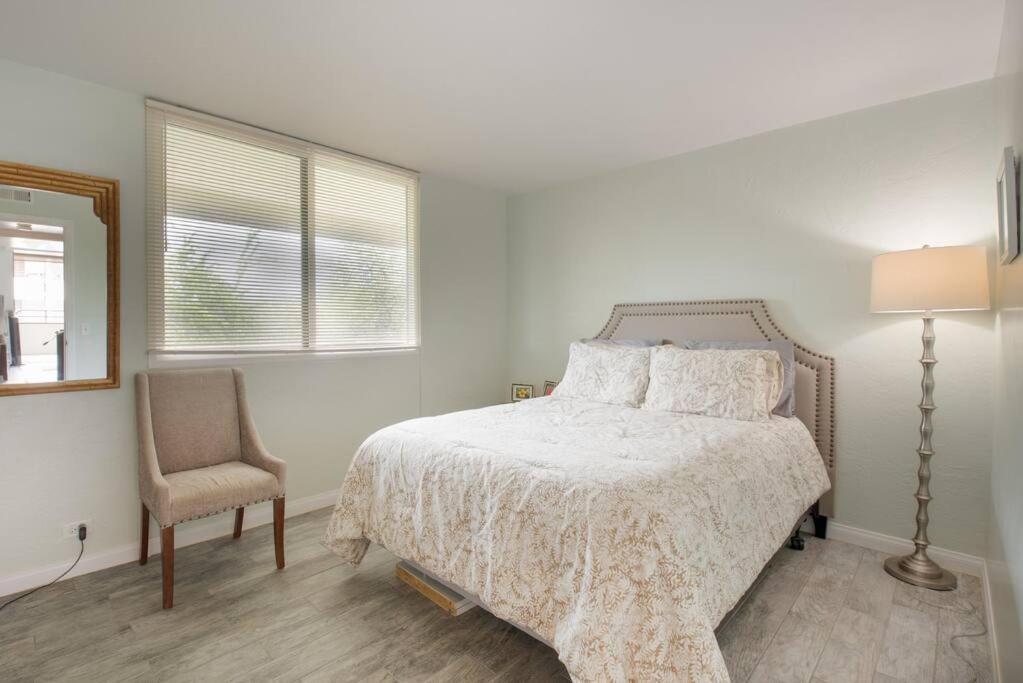 White Sands Village, Gorgeous 2Br, Top/Front Bldg Kailua Kültér fotó